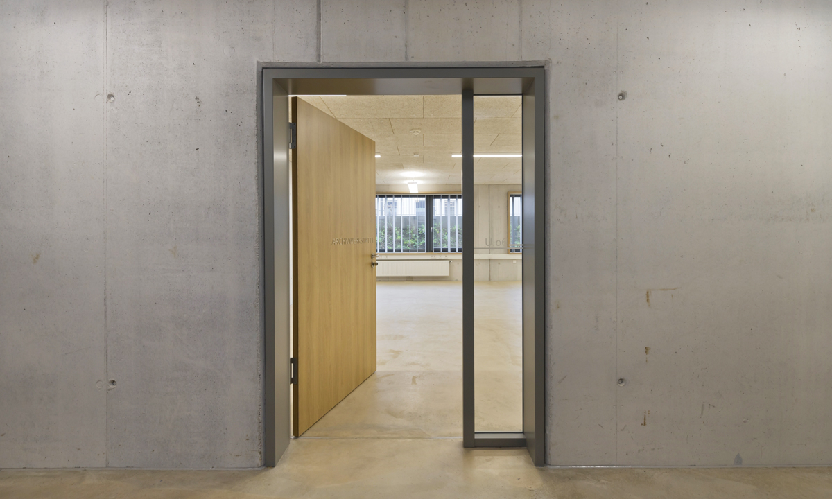 Copyright Michael Miltzow 2020 1919 opt.jpg